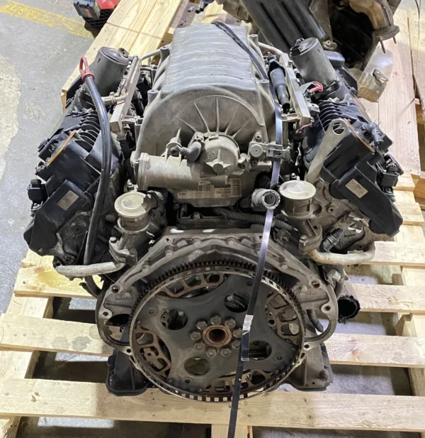 N62B40A 4.0-L V8 Engine